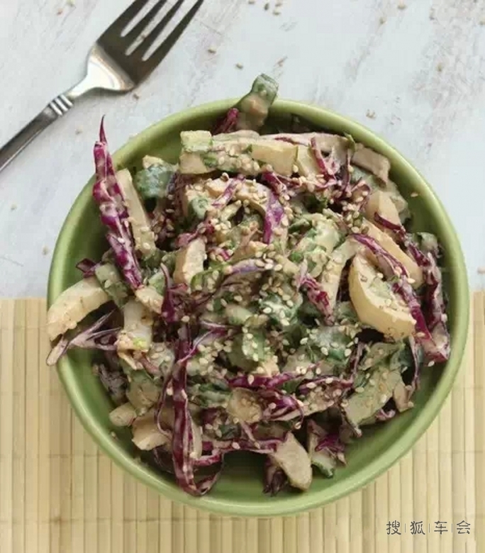 不用开火就能做的快手素餐--白菜沙拉配奶油芝