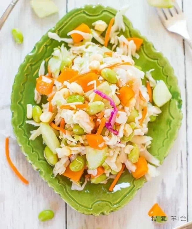 不用开火就能做的快手素餐--卷心菜沙拉
