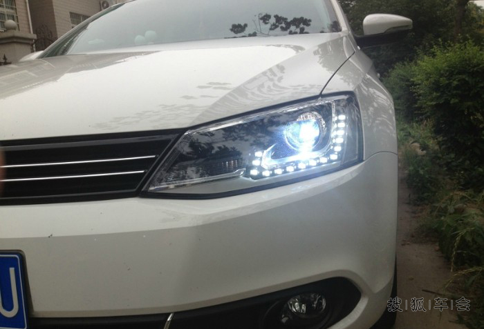 新速腾车灯改装氙气大灯总成、LED泪眼