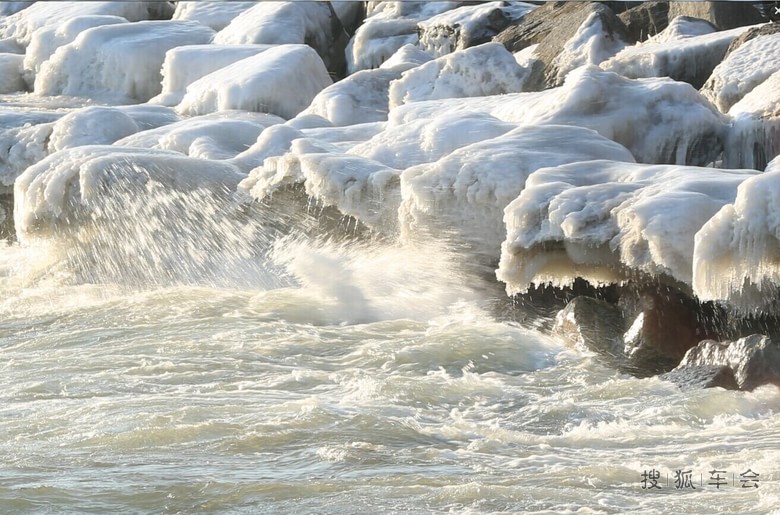 冰石击浪冰树如花--大湖悬崖公园冬游_牧马人