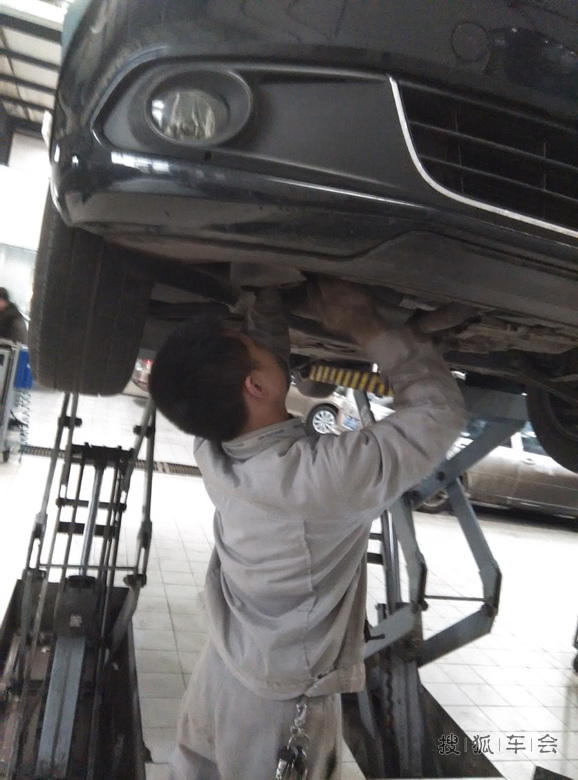 速腾1.4TSI保养作业