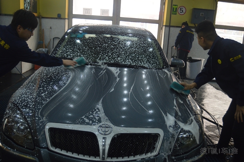 车会哈尔滨南岗直营店中华骏捷镀膜美容洗车施