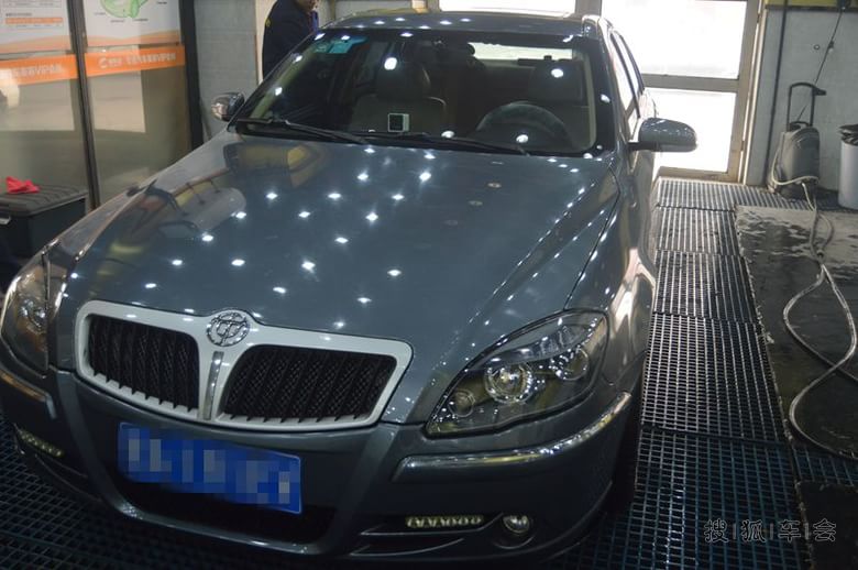 车会哈尔滨南岗直营店中华骏捷镀膜美容洗车施