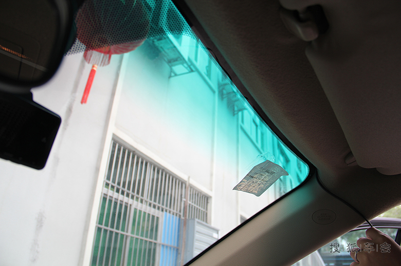 图文详解:帮同事安装高清行记录仪作业