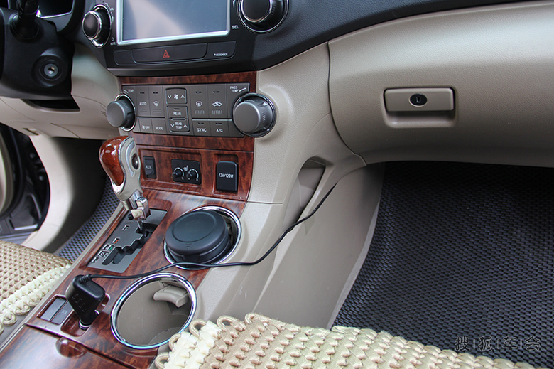 图文详解:帮同事安装高清行记录仪作业