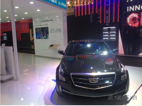 其实车内上4G 也有,装个WIFI BOX就可以