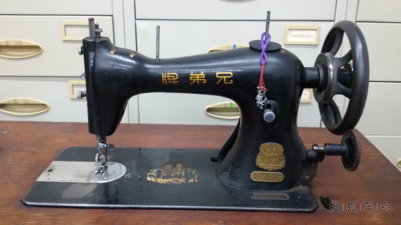 老物件请高手鉴定年份_汽车60部队