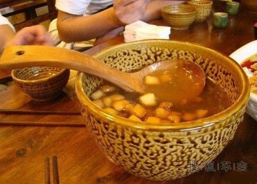 一夫荷戟万夫趄,蜀时峥嵘今依旧。--记剑阁之行