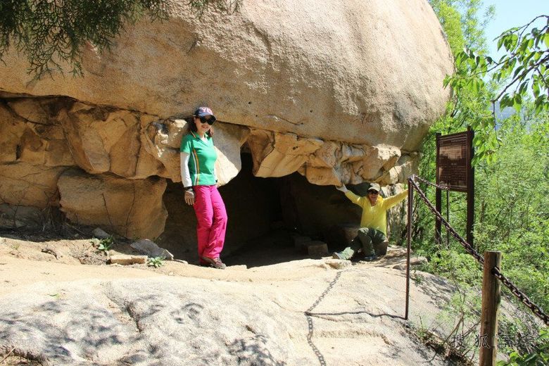 白虎涧:不死葫芦套一线天中国图81个洞环