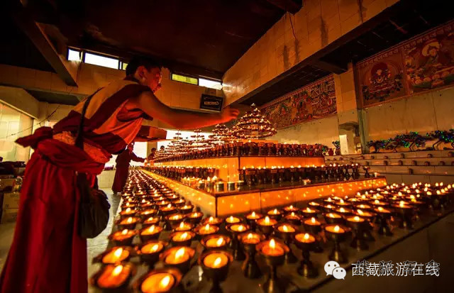 色达,一个信仰的乌托邦。