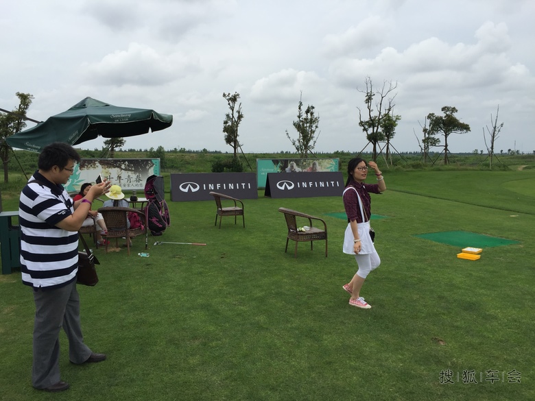 到上海崇明东滩花园去打高儿夫