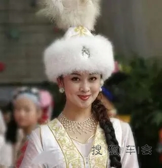 全世界哈萨克族人口_全球十大数量超少人种 哈萨克人美女最多(2)