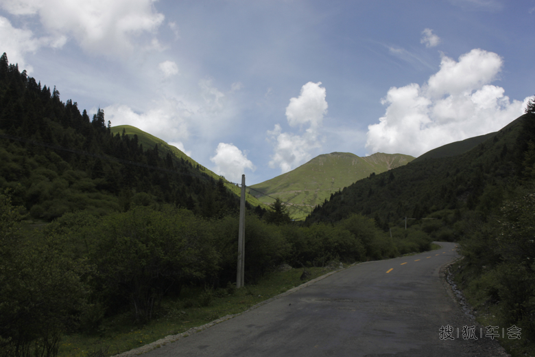22601105.JPG_s780