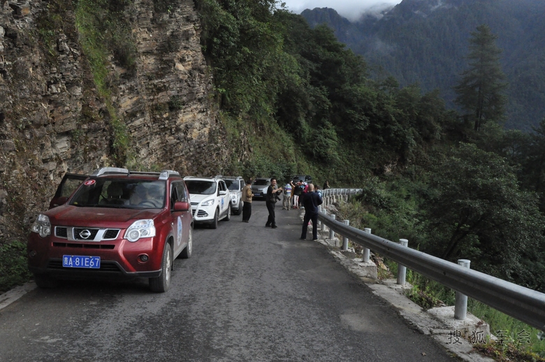 贵阳赴新疆参加搜狐自驾游2015库尔勒年会确