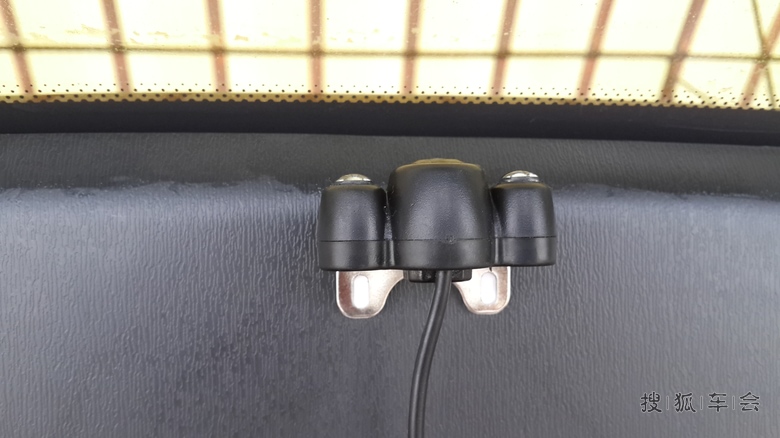 夏季避光神器 安装小七车窗帘_吉利GX7车友会