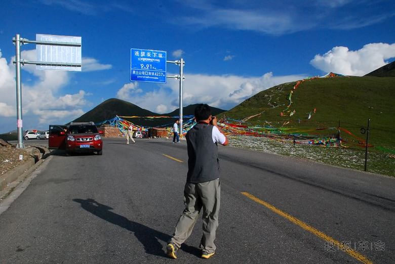 大美青海自驾游(九)行驶在贵德到久治看风景