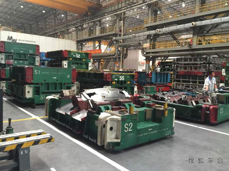 [现场直播]奥迪心之旅 游走在一汽大众工厂_奥