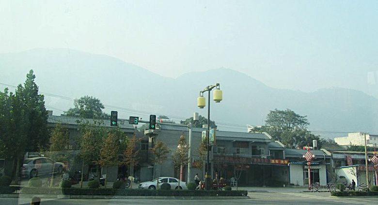 从三岔口至兵马俑停车场