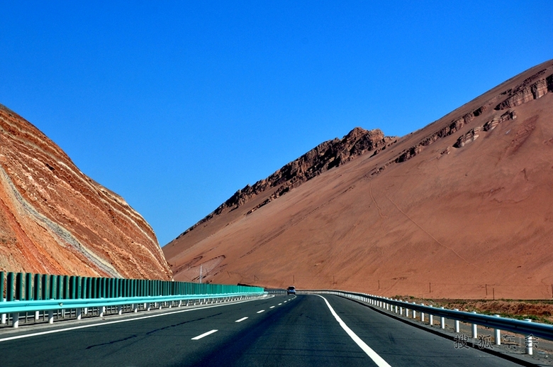 老面瓜游记--《陪着老妈逛新疆》