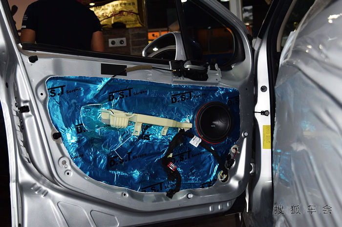 长沙江波标致308汽车音响改装调音师质的飞越