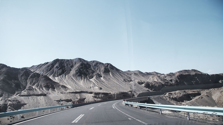 【十月自驾】新疆万里自驾游 天山南北炫锋彩