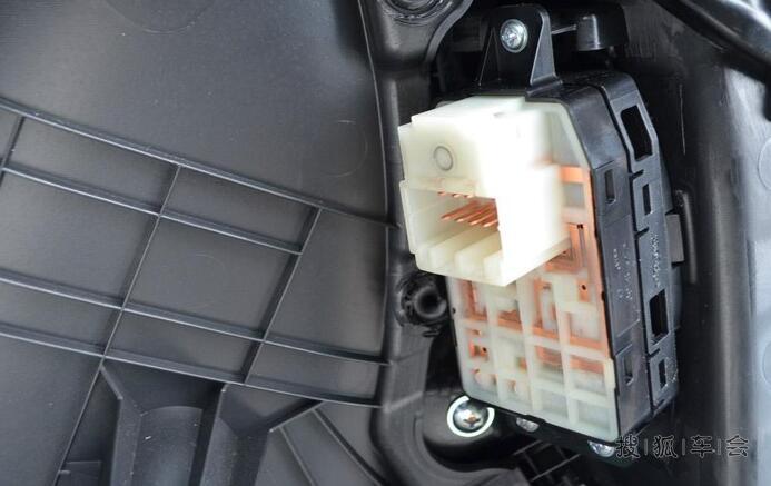 一键升窗器,锁车升窗,自己安装时的方法图文_