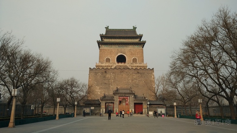 冬日北京的钟楼随拍_自驾游车影联盟