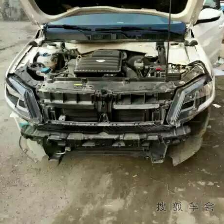 15款新朗逸雾灯升级改装