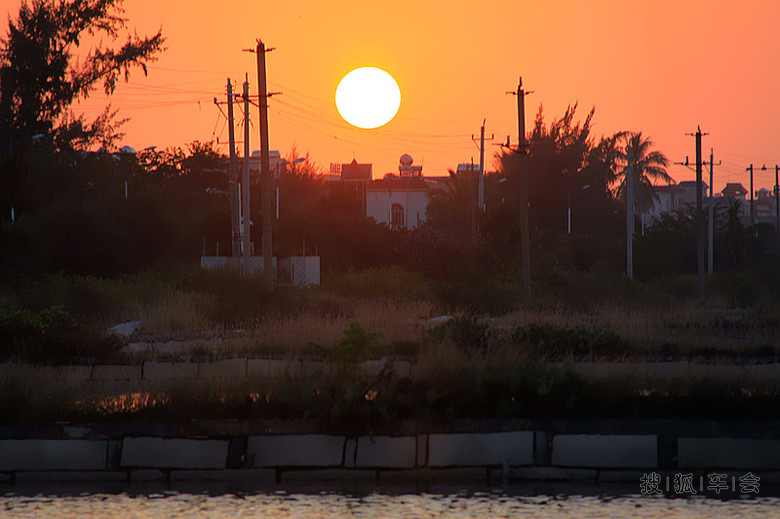 【汽语喧昂0316】莺歌盐场赏另类落日之美_汽
