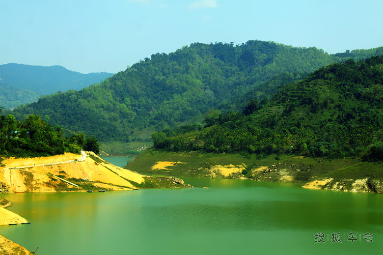 海南自驾:中部穿越五指山沿途美景无限