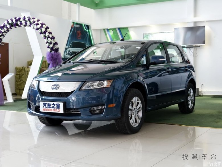 比亚迪新能源E6 超长续航400公里 电池终身质