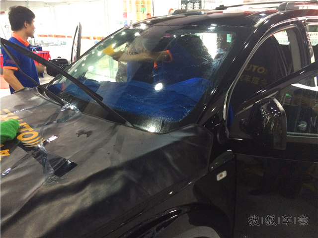 杭州汽车贴膜,道奇酷威全车龙膜隔热膜施工实