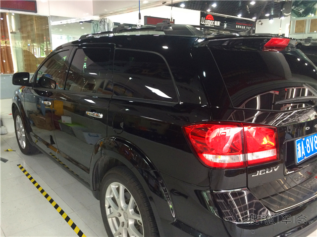 杭州汽车贴膜,道奇酷威全车龙膜隔热膜施工实