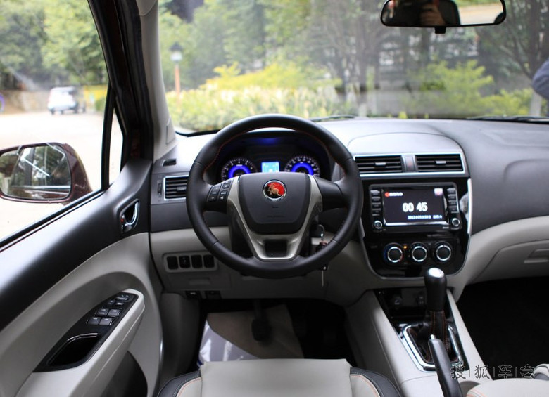 开车听歌的感觉