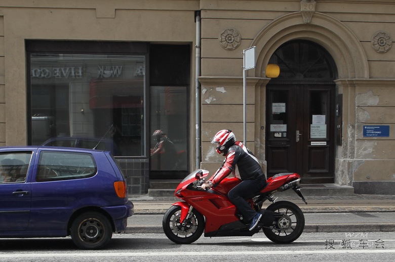 【多雨季节北欧之旅】-2_京A军团摩旅