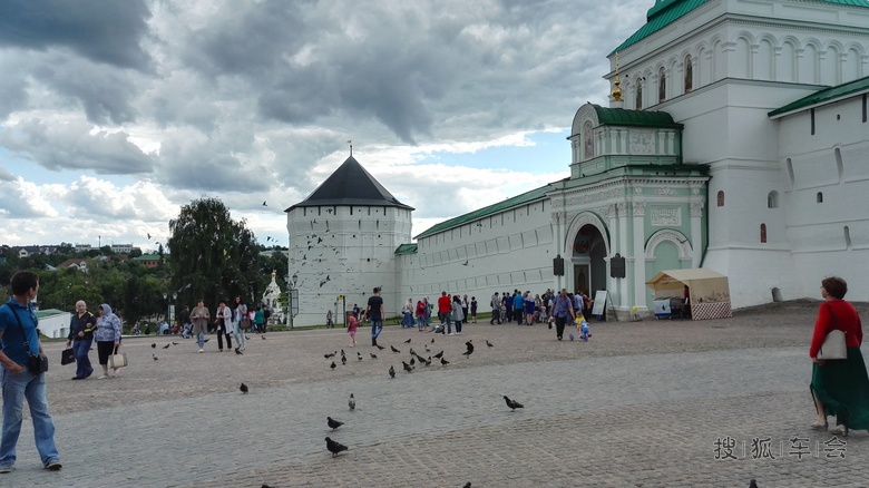 莫斯科谢尔盖耶夫小镇三圣一修道院_上海车友