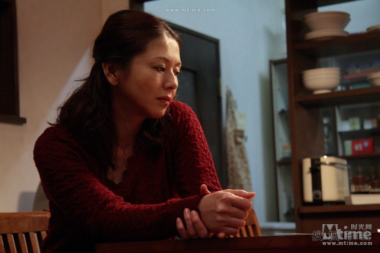 2008年版日本公司白领职员失业题材影片东京