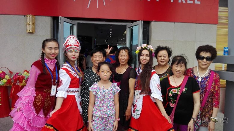 霍尔果斯一日游