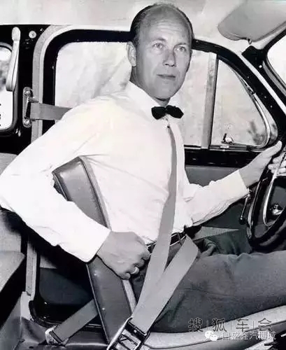 交警蜀黍出大招了!你开车还不绑安全带吗?