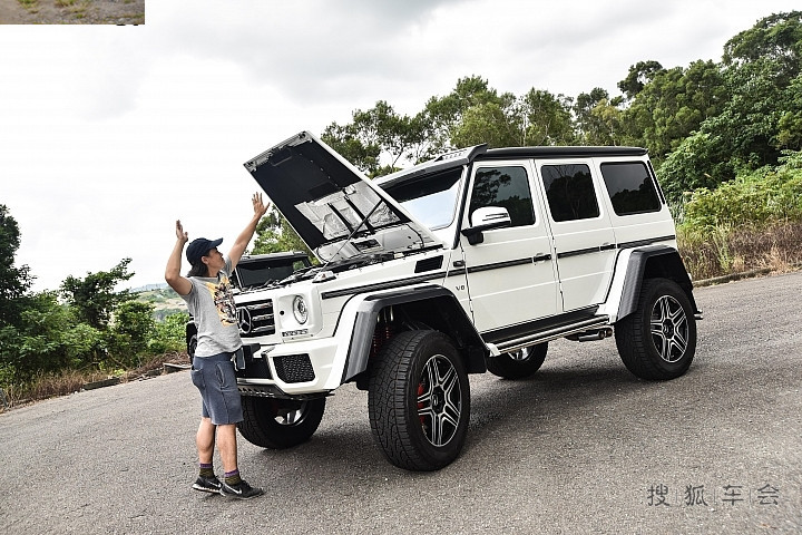 Mercedes-Benz G500 4x4²