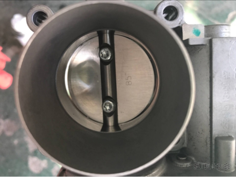 首次发帖!金杯750e动清洗节气门作业!_金杯车