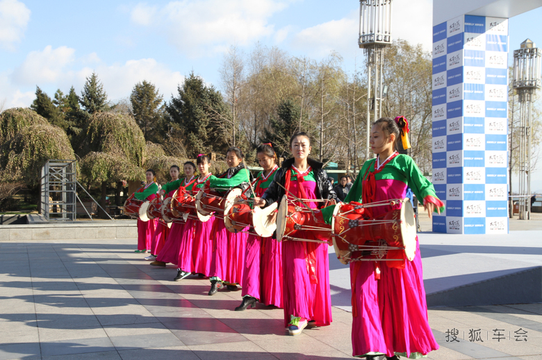 我和丹东有个约会,途中偶遇朝鲜靓女 _吉利-