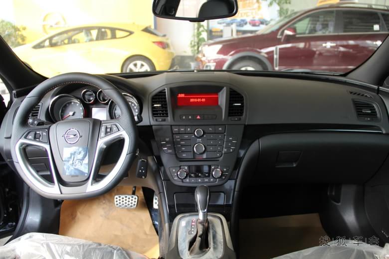 买车不能光靠看,还得多动手动脚_英速亚论坛