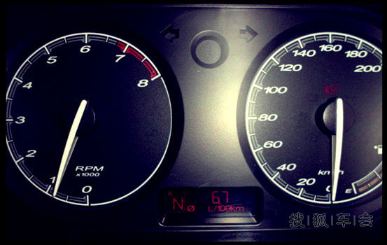 MG3高速体验小谈,谁说小车不能跑高速!_名爵