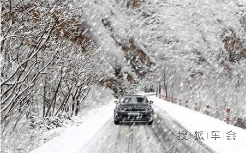 冬天了,晒晒太阳,说说小爱在漠河的极寒测试 _