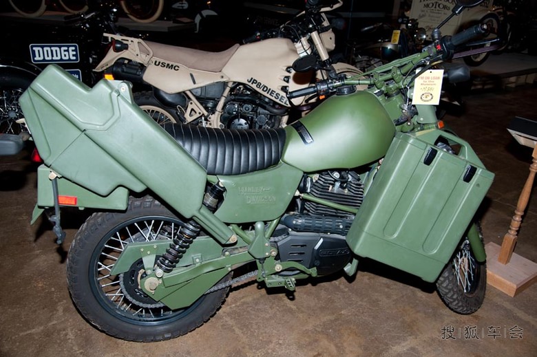有型有款的军用哈雷三轮摩托_京A军团摩旅