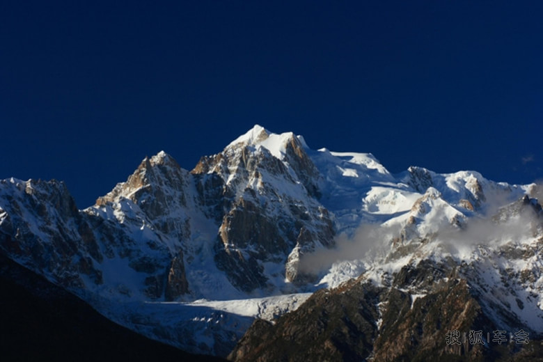 带上你的爱车出发成都\/稻城亚丁\/梅里雪山\/林芝