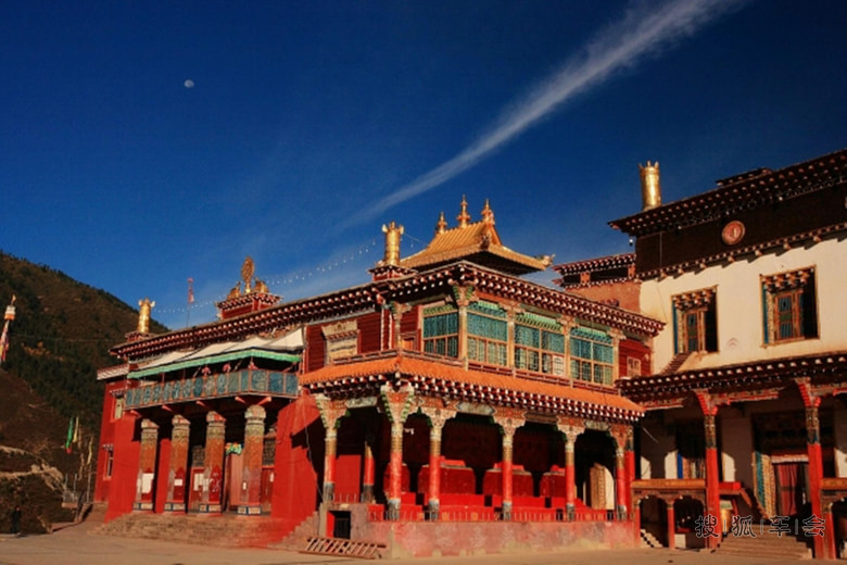 带上你的爱车出发成都\/稻城亚丁\/梅里雪山\/林芝