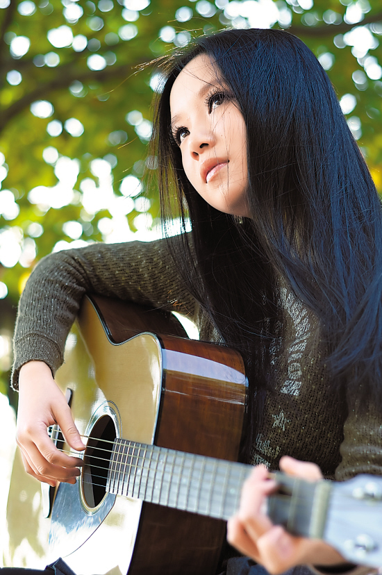 李思琳:音乐才女华丽转身为耶鲁女孩