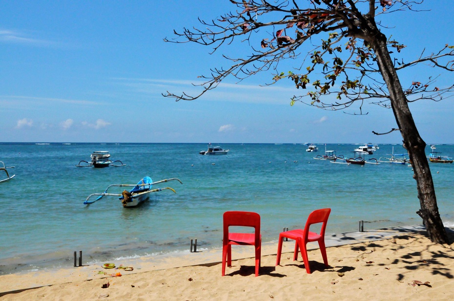 巴厘岛游记沙努尔海滩感受法国女孩的浪漫
